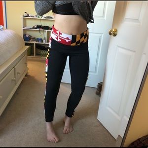 🤩🤩 NWOT MARYLAND FLAG LEGGINGS